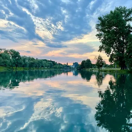 Royal Deluxe Apartment Bihać